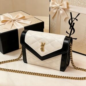<AUTHENTIC>YSL White Quilted Monogram Bag